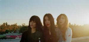 553763_511914992159732_1660603783_n